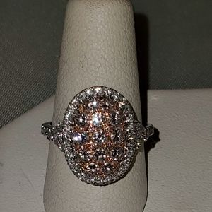 GORGEOUS NATURAL PINK AND WHITE DIAMOND RING!!
